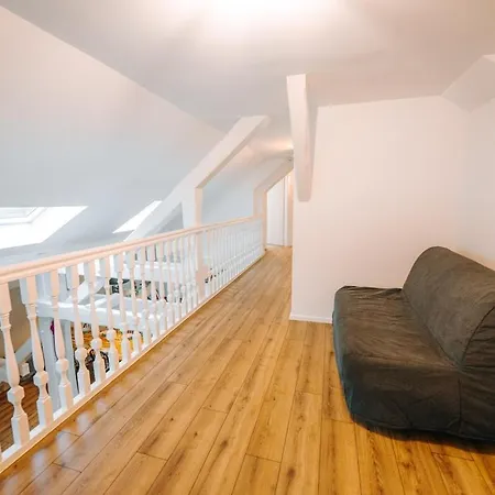 アパート Dormitorium De La Route Des Vins *