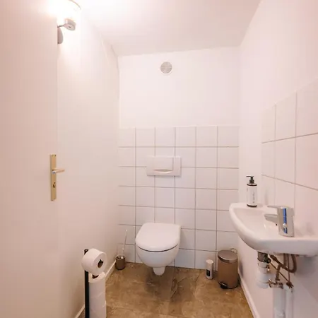 Dormitorium De La Route Des Vins アパート